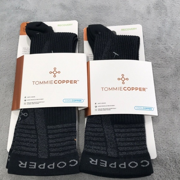 2 Pairs of Tommie Copper Compression Crew Socks  Charcoal Size Small  New - Picture 1 of 6